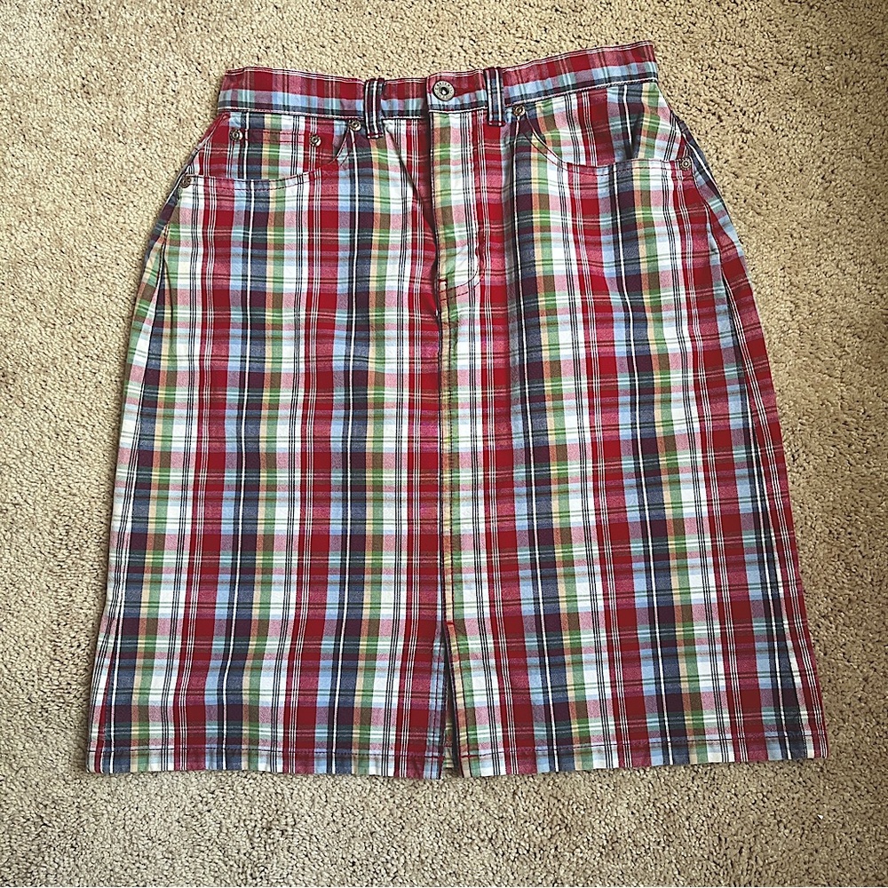 Like New- Eddie Bauer Red Plaid 5-pocket Mini Skirt, 100% Cotton, size Petite 4 - Picture 8 of 8